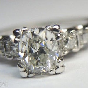 Antique Art Deco Vintage Natural Cushion Cut Diamond Platinum Engagement Ring Size 4.75 UK-J | RE: 641