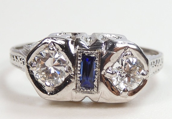 Antique Art Deco Vintage Diamond Engagement 18KW … - image 1