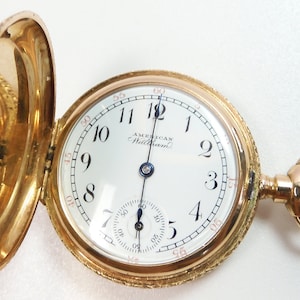 Orologio da tasca antico Art Déco Vintage Waltham in oro giallo 14K con cassa da caccia, 6 misure e 7 gioielli, circa 1890