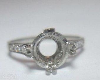 Montura de platino para anillo de compromiso con diamante antiguo / Admite diamantes de 6,5 mm a 7 mm / ES-133