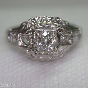 Antique Diamond Platinum Art Deco Engagement Ring | RE-1117