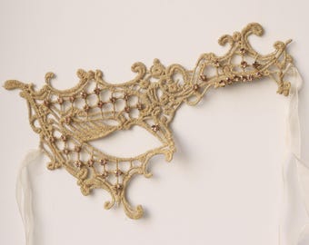 Gold Lace Masquerade Mask with Rhinestone • Venetian Mask • Vintage Style • Suitable for Party • MM170