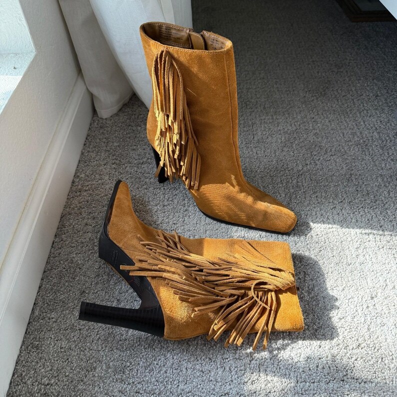 Y2K Vintage Suede Square Toe Fringe Ankle Boots 8.5 Camel Western Boho Cowgirl image 3
