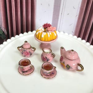 1:12 Dollhouse Miniature Bundt Cake with Pink Mini Tea and Coffee Set
