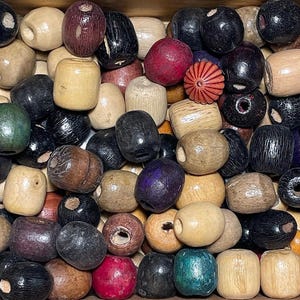 6.5oz Colorful Vintage Wooden Beads Assortment Lot, DIY Jewelry Crafts, Junk Drawer De-Stash, Painted Beads, Round, Rustic, Free Shipping!
