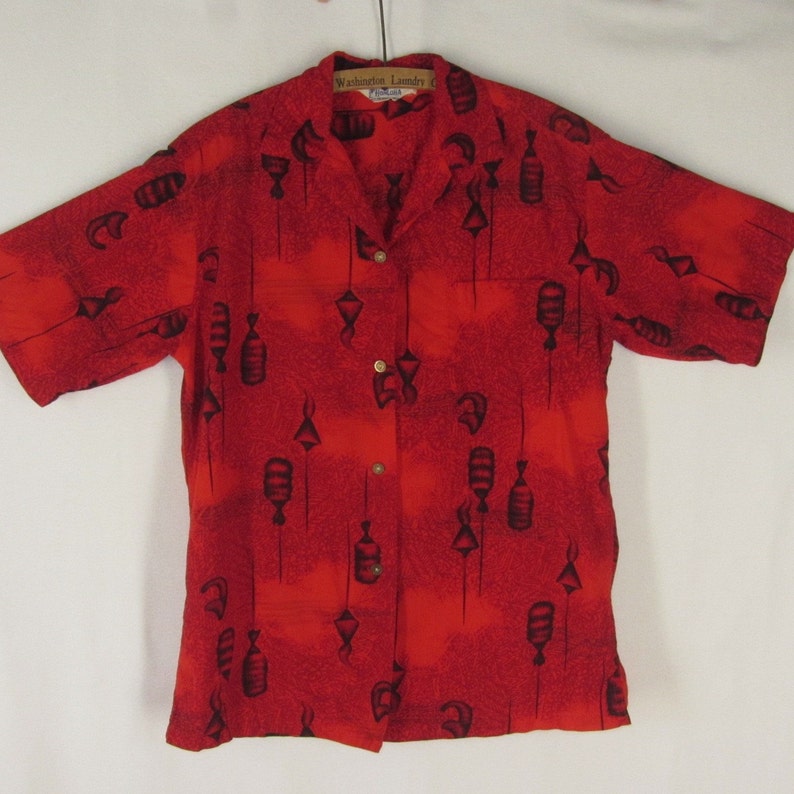 50s Aloha Shirt Women/'s Hoaloha Red Hawaiian Print Asian Lanterns