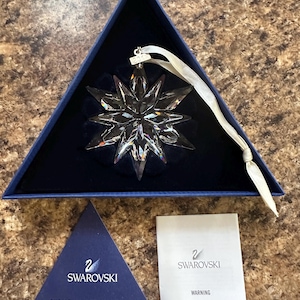 Swarovski Annual Edition Year 2011 Vintage Collectible Snowflake Ornament