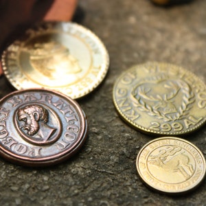 Juego de 4 monedas de la Casa Baratheon: licencia oficial de Canción de hielo y fuego