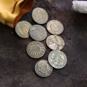 A Song of Ice and Fire Coins - 8 Houses of Westeros