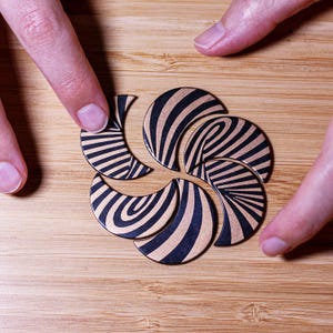 Crescent Optical Illusion Puzzle