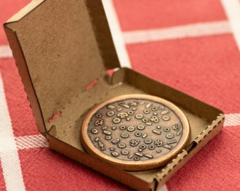 Supreme Pizza Coin with Tiny Pizza Box