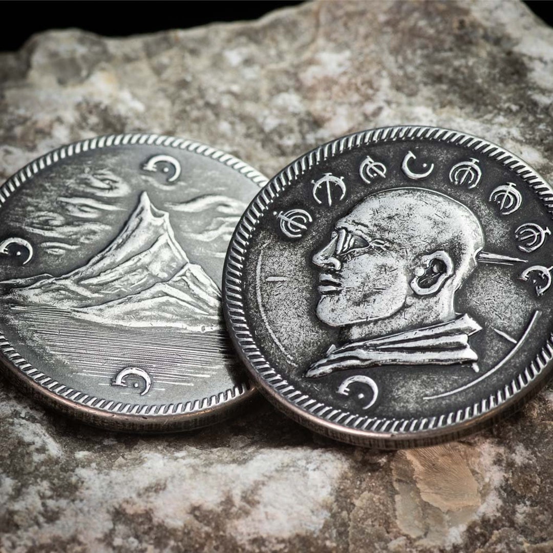 Mistborn™ Set 2 Two Coins of Elendel 