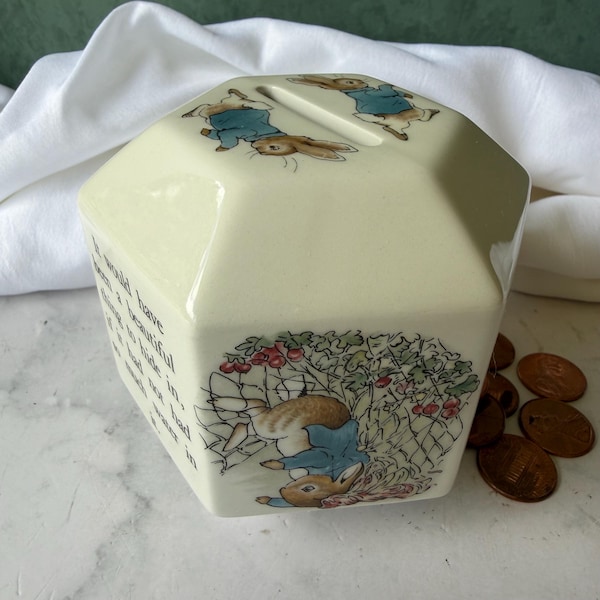 Tirelire Wedgwood Peter Rabbit en porcelaine, Angleterre.