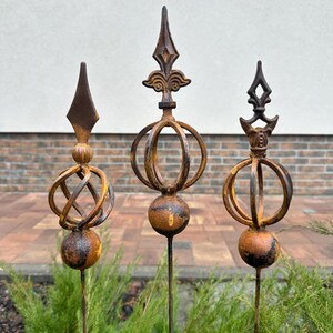 Rusty finial, Garden stakes garden decor, Metal garden decor, Outdoor metal garden decor, Rusty metal garden sculpture