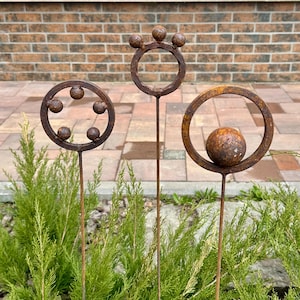 Rusty finials set of 3, Garden stakes garden decor, Metal garden decor, Outdoor metal decor, Rusty metal garden sculpture, Metal yard art