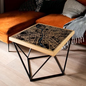Couchtisch für Wohnzimmer mit Karte jeder beliebigen Stadt, Personalisierung 63x63x48cm