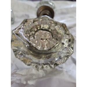 Clear Glass Rosette Door Knob Set: Antique Brass Spindle, 2-inch