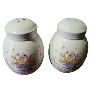 1980s Ceramic Floral Design Salt  Pepper Shakers Barrel Shape Shabby Cottagecore