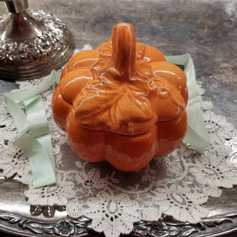 Fall Magic, Pumpkin & Oud Candle, Pumpkin Jar, Altar Candle, Fall