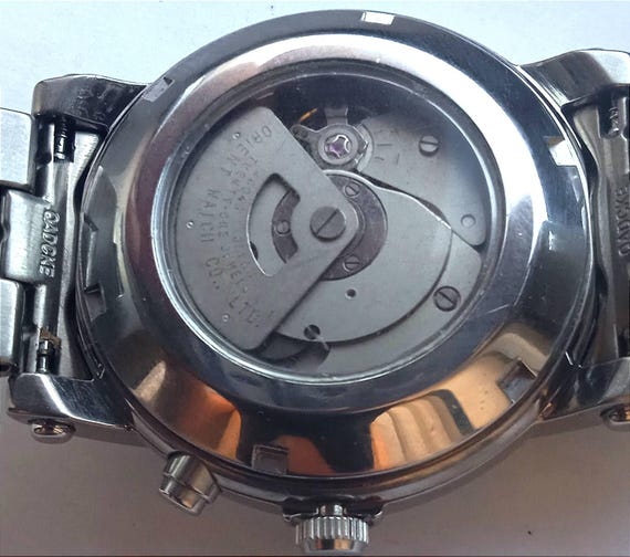 Orient Automatic Watch Tinanium Day/Date Silver D… - image 9