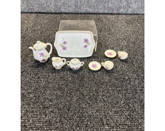 Servizio da tè vintage Lefton in miniatura, 10 pezzi, prodotto in Giappone, con fiori viola.