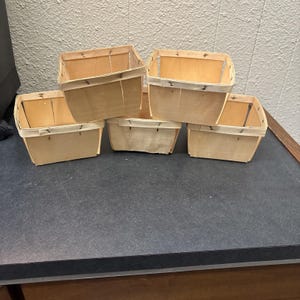 Vintage Berry Basket Lot/5 Split Wood Fruit Box Farmhouse Country