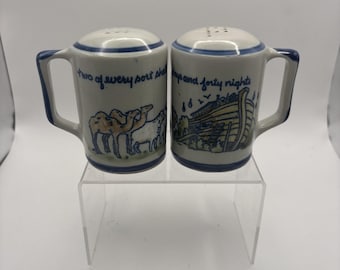 Vtg~Louisville Pottery~Noah's Ark~Zout- en pepervaatjes