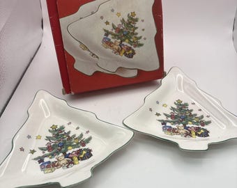 Nikko~Christmastime/Happy Holidays~Christmas Tree Candy Dishes~6"~Set of 2~IOB