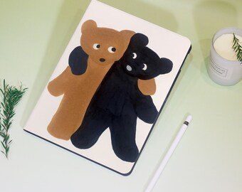 Hugging Bears iPad Personalized Case For iPad Air 3/4/5/6,iPad 10/9/8, iPad 9.7&quot; 10.2&quot; 10.9&quot; 11&quot; 12.9&#39;&#39;,iPad Mini 6/5,iPad pro2022 2024Case