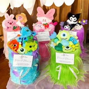 Monster Universität Big-Eyed Monster und Kuromi Doll Bouquet - 3D Cartoon Plüsch-Geschenk für Geburtstage & besondere Anlässe