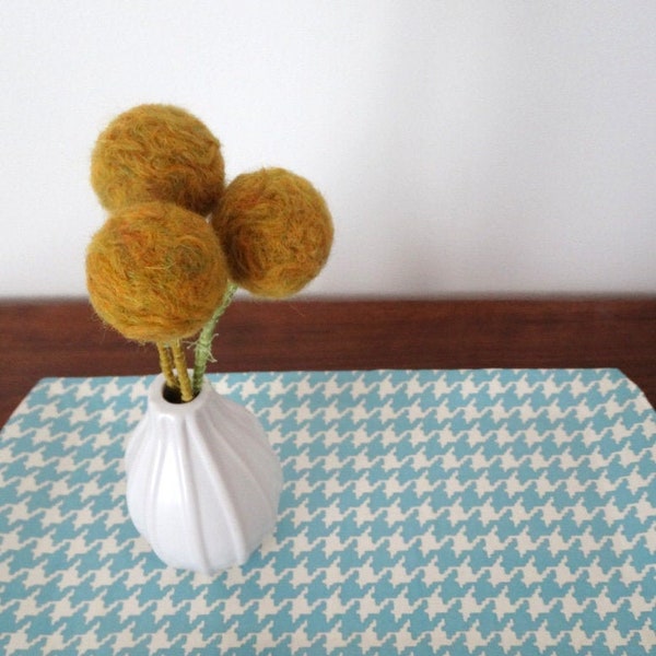 Dark Mustard Yellow Wool Pom pom Flowers.  Large Craspedia Flowers.  Felted Wool Billy Balls, Buttons.  Curry Yellow Bouquet.  Round Flowers
