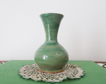 Mint Green Pottery Flower Vase - 5 3/4" Bud Vase - Green Curvy Vase Cottagecore