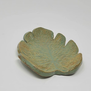 Handmade Ceramic Leaf Soap Dish - Free Shipping