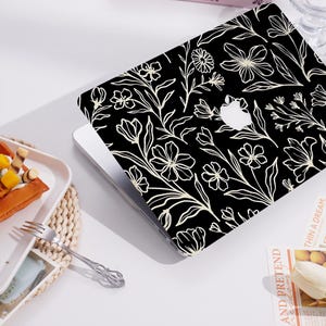 Black Floral Design New Pro Mac Protective Case Personalized Name For Macbook Air 11/13 Pro13/14/15/16 Apple Laptop 2025 2024 2023 Macbook