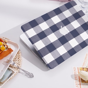 Blue and White Checkered Pro Mac Protective Case Personalized Name For Macbook Air 11/13 Pro13/14/15/16 Apple Laptop 2025 2024 2023 Macbook