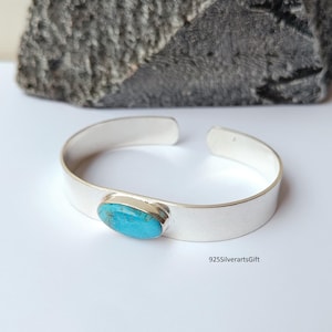 Handmade Mohave Turquoise Sterling Silver Bangle