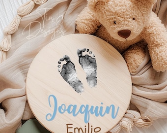 Panneau empreinte de pas de bébé en bois : faire-part de naissance, ensemble d'étapes importantes