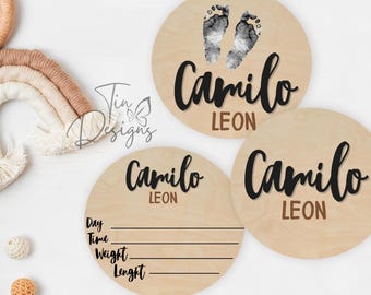 Faire-part de naissance en bois : souvenir empreinte de pas