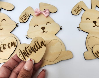 Décoration personnalisée en bois de lapin de Pâques : cadeau de Pâques personnalisé