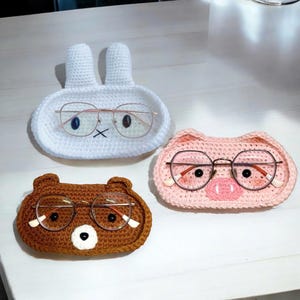 Crochet Bear Glasses Holder, Teddy Bear Eyeglass Tray, Bunny Glasses Holder, Crochet Glasses Holder, Mother Day Gift, Bear Case Holder