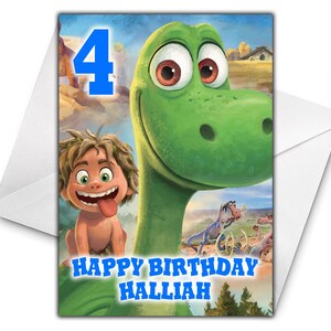 Gepersonaliseerde verjaardagskaart THE GOOD DINOSAURUS - Gepersonaliseerde verjaardagskaart Good Dinosaur - Disney-verjaardagskaart - Disney Good Dinosaur-kaart