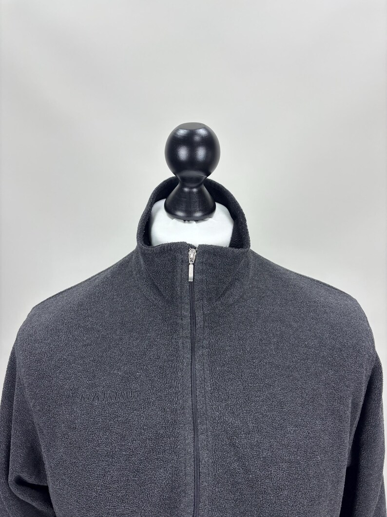 Mens vintage fleece Mammut Size S/M Color Gray image 3