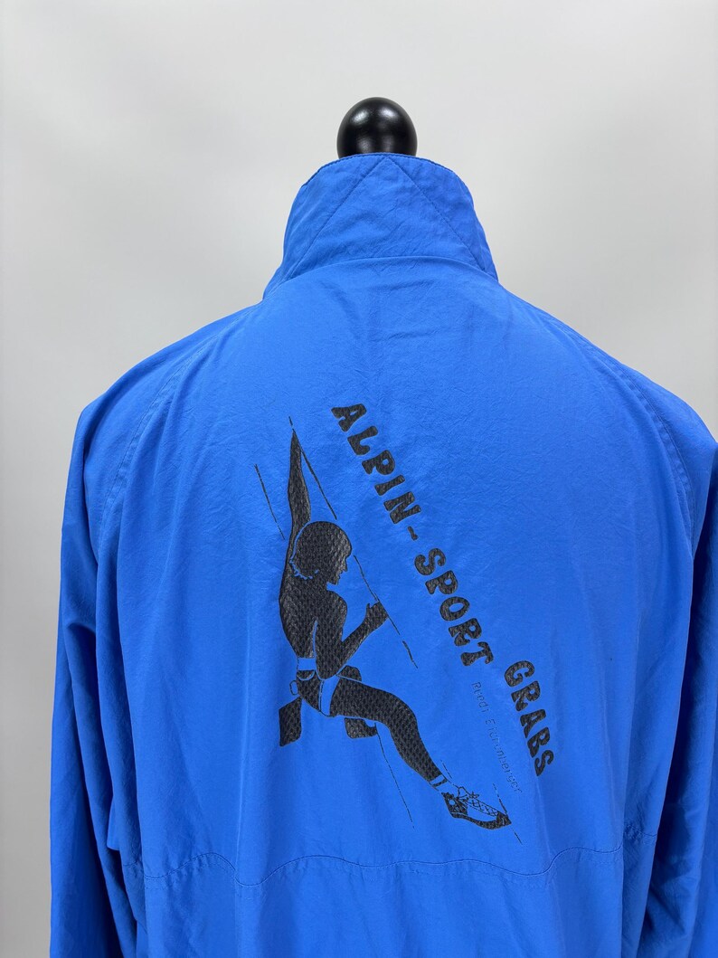 Mens vintage windbreaker Mammut Size L/XL Color Blue image 8