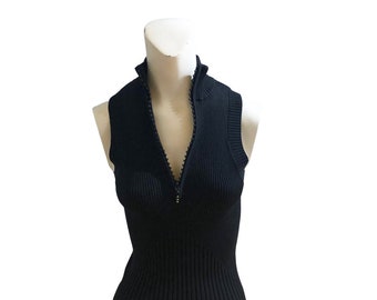 black zip up tank top