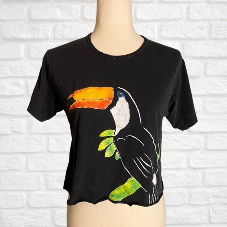 Vintage Toucan Upcycled Cropped T-Shirt Crop Top Black Size Small Short Sleeve 1990's Retro Tropical image 1