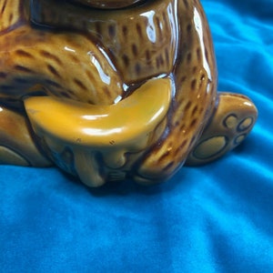 vintage Brown Ceramic Honey Bear Lidded Jar Honey Pot Midcentury 1960's Made in Taiwan Mignon Décor image 3