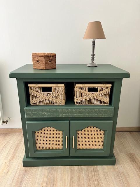 Meuble Bas Vert Avec Cannage Et Manuscrit Doré - Tv Buffet