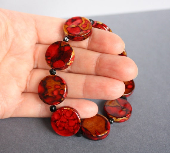 Vintage 60s Celluloid Red and Brown Circle Stretc… - image 3