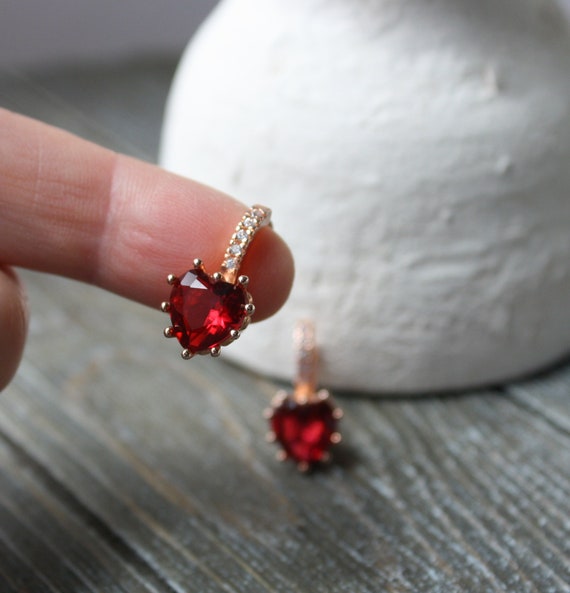 Vintage 18k Rose Gold Plated Red Garnet Heart Lev… - image 2