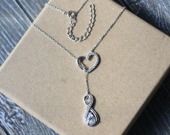 Vintage Estate Genuine White Topaz Infinity Heart Lariat Pendant Necklace, Sterling Silver, 16''